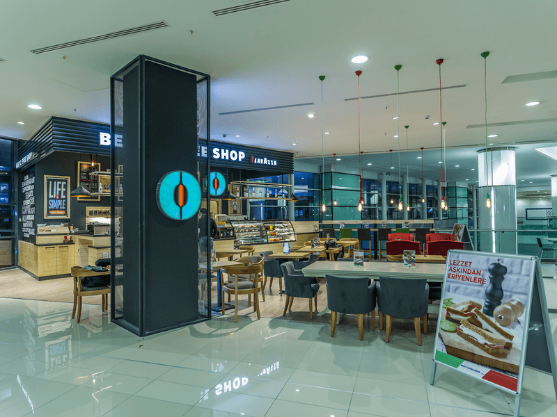 Bean Shop café kiosk in a shopping mall